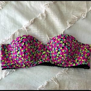 Bandeau style floral bathing suit top